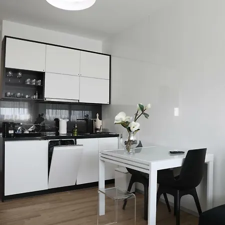 Tiranatop Suites 3 1000 Ft2 Διαμέρισμα