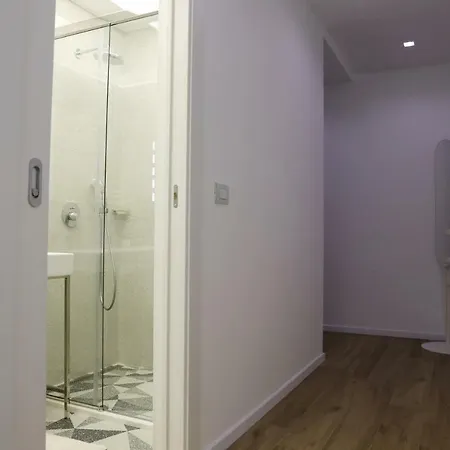 Tiranatop Suites 3 1000 Ft2 Διαμέρισμα